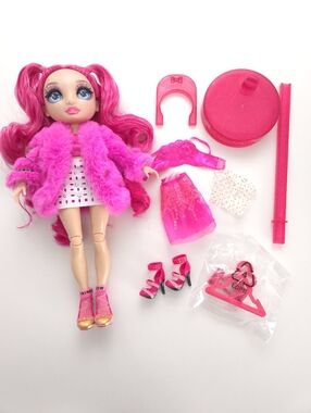 Rainbow High Stella Monroe Fashion Doll with Extra Outfit and Stand